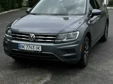 Авто Volkswagen Tiguan 2019 № 8086759