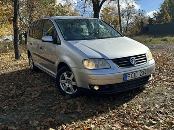 Авто Volkswagen Touran 2003 № 8086763