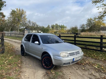 Авто Volkswagen Golf 2002 № 8086864