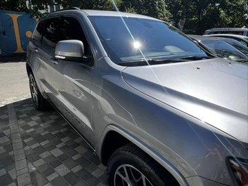 Авто Jeep Grand Cherokee 2018 № 8087026