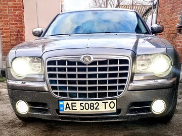 Авто Chrysler 300C 2007 № 8087062