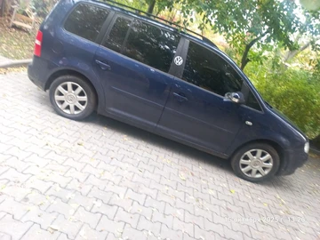 Авто Volkswagen Touran 2005 № 8087259