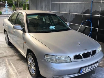 Авто Daewoo Nubira 1998 № 8087389