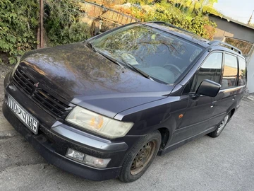 Авто Mitsubishi Space Wagon 2001 № 8087568