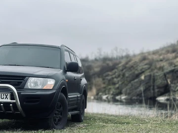Авто Mitsubishi Shogun 2002 № 8087603