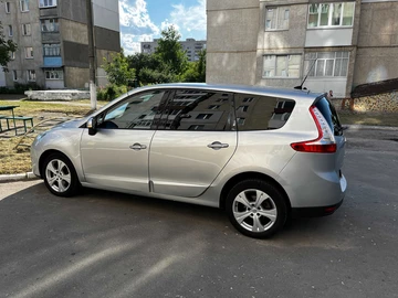 Авто Renault 11 2011 № 8087646