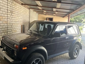 Авто ВАЗ 21214 2010 № 8087992