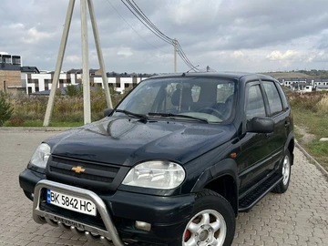 Авто Chevrolet Niva 2005 № 8088009