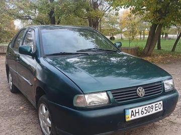 Авто Volkswagen Polo 1998 № 8088116