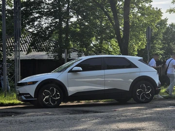 Авто Hyundai Ioniq 2021 № 8088117