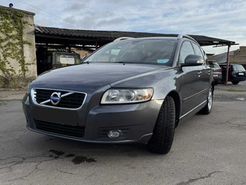 Авто Volvo V50 2012 № 8088350