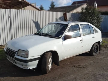 Авто Opel Kadett 1986 № 8088355