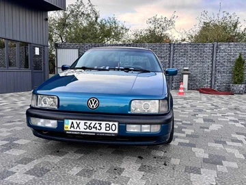 Авто Volkswagen Passat Sedan 1991 № 8088360