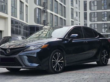 Авто Toyota Camry 2018 № 8088370