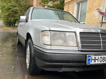 Авто Mercedes W124 1992 № 8088479