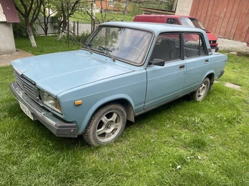 Авто ВАЗ 2107 2004 № 8088490