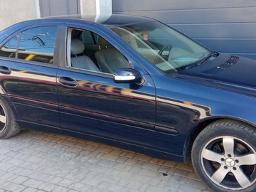 Авто Mercedes C Серия 2000 № 8088652