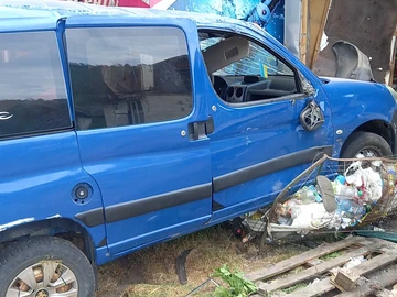 Авто Peugeot Partner 2004 № 8088685