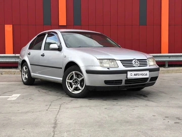 Авто Volkswagen Bora 2004 № 8088958