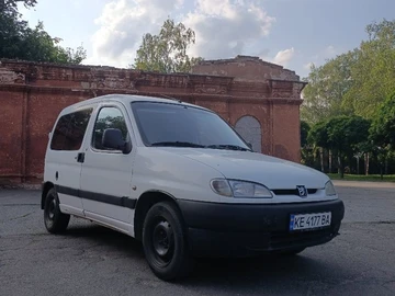 Авто Peugeot Partner 2002 № 8089148