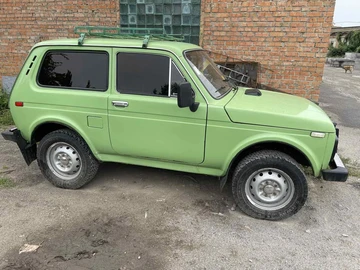 Авто ВАЗ 2121 1992 № 8089160