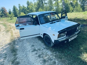 Авто ВАЗ 2107 2004 № 8089524