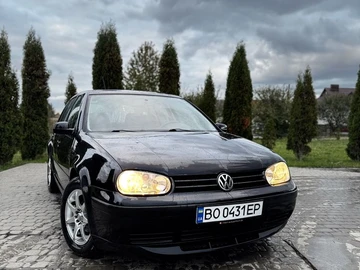 Авто Volkswagen Golf 2000 № 8089540