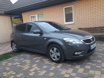 Авто KIA Cee X27 D 2011 № 8089545