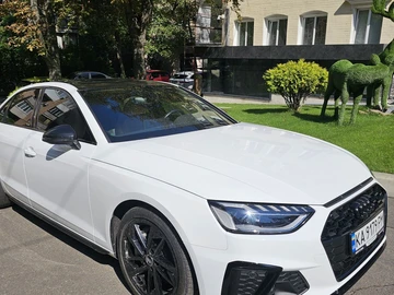 Авто Audi A4 2021 № 8089659