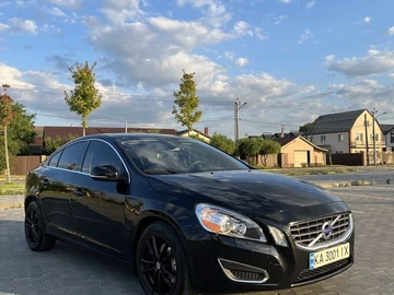 Авто Volvo S60 2012 № 8089668
