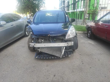 Авто Nissan Note 2011 № 8089858