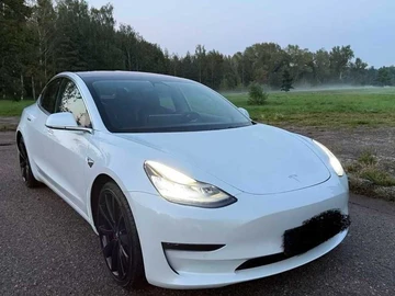 Авто Tesla Model 3 2019 № 8090049