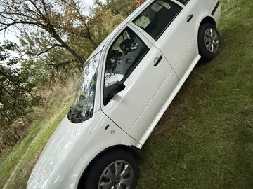 Авто Skoda Octavia 2002 № 8090248