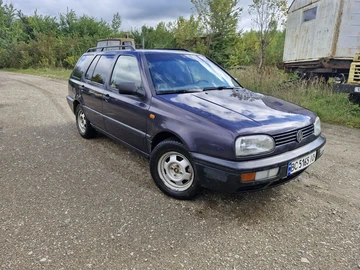 Авто Volkswagen Golf 1995 № 8090251