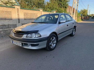 Авто Toyota Avensis 2000 № 8090295