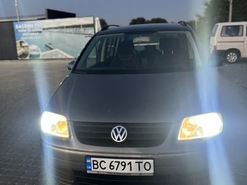 Авто Volkswagen Touran 2005 № 8090312