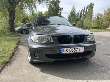 Авто BMW 1 Серия 2005 № 8090313