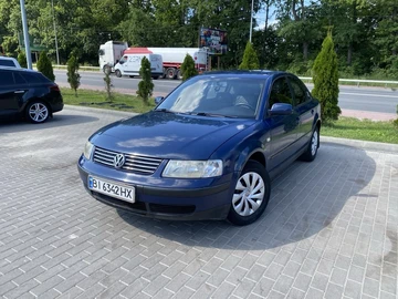 Авто Volkswagen Passat Sedan 1997 № 8090628