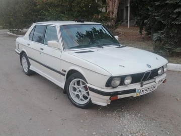 Авто BMW 5 Серия 1984 № 8090740