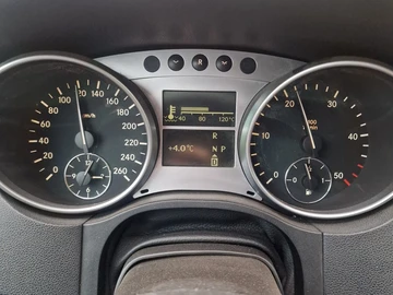 Авто Mercedes 320 2006 № 8090848