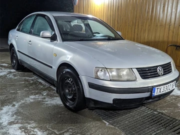Авто Volkswagen Passat Sedan 1999 № 8090873