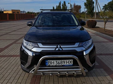 Авто Mitsubishi Outlander 2019 № 8090931