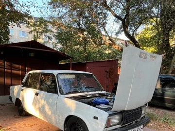 Авто ВАЗ 2107 2002 № 8090939