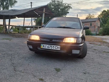 Авто Nissan Sunny 1992 № 8090945