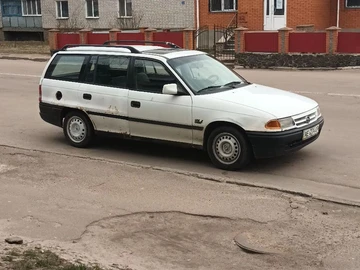 Авто Opel Astra 1992 № 8091042