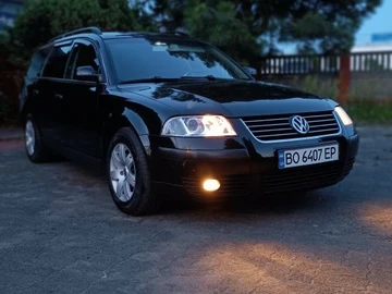 Авто Volkswagen Passat Variant 2003 № 8091095