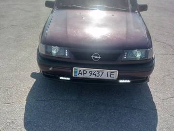 Авто Opel Vectra 1993 № 8091281