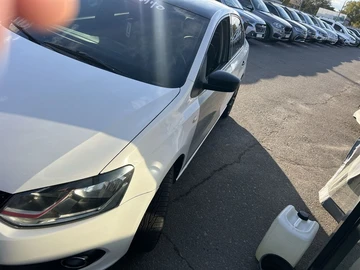 Авто Volkswagen Polo 2013 № 8091319