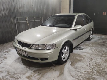 Авто Opel Vectra 1997 № 8091562
