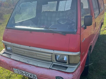 Авто Mazda 121 1990 № 8091646